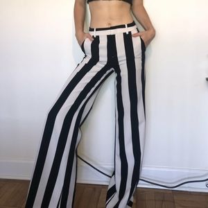 Alice and Olivia wide leg flare pants 0 xs